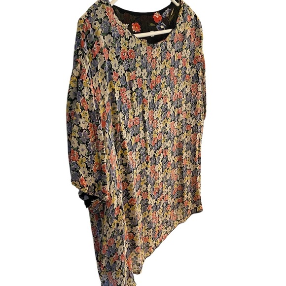 Reversable Floral Black Blouse Flowy Oversized fit  , Boho Western Cadual Chic - Picture 7 of 9